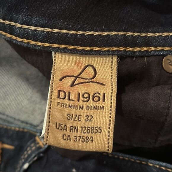DL1961 Kate Straight Jeans Dark Wash Size 32 Woman’s - Picture 9 of 10